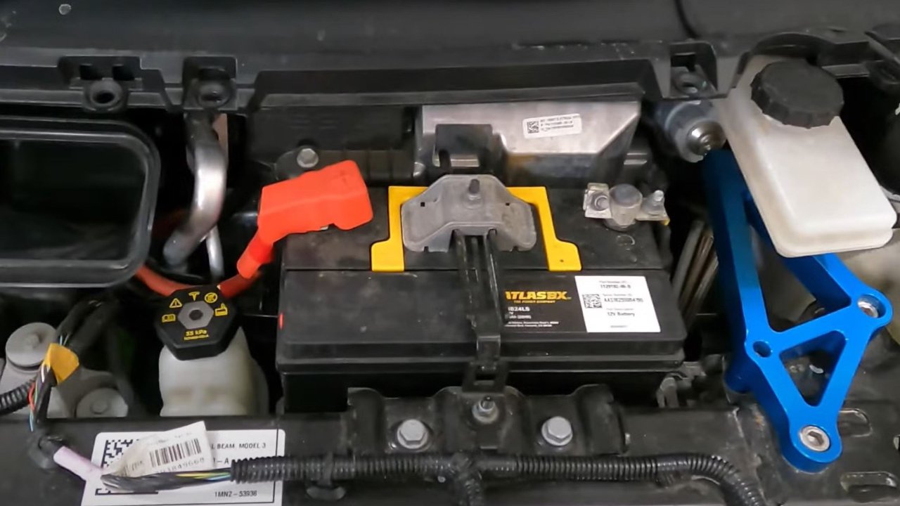 Даже у гибридов есть проблема с аккумулятором.