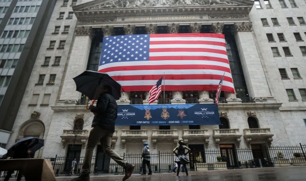 Ярдени повысил вероятность обвала акций США до 35% из-за войны в Иране