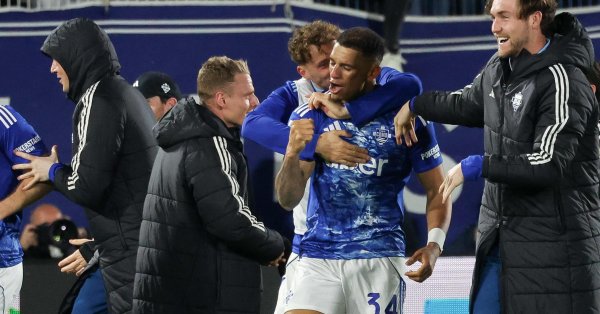 Комо развернул Рому и вышел четвертым