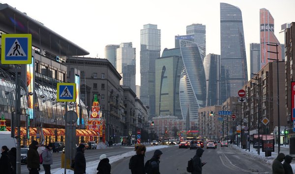 Бумажные карты заменяют GPS из-за отключения интернета в Москве