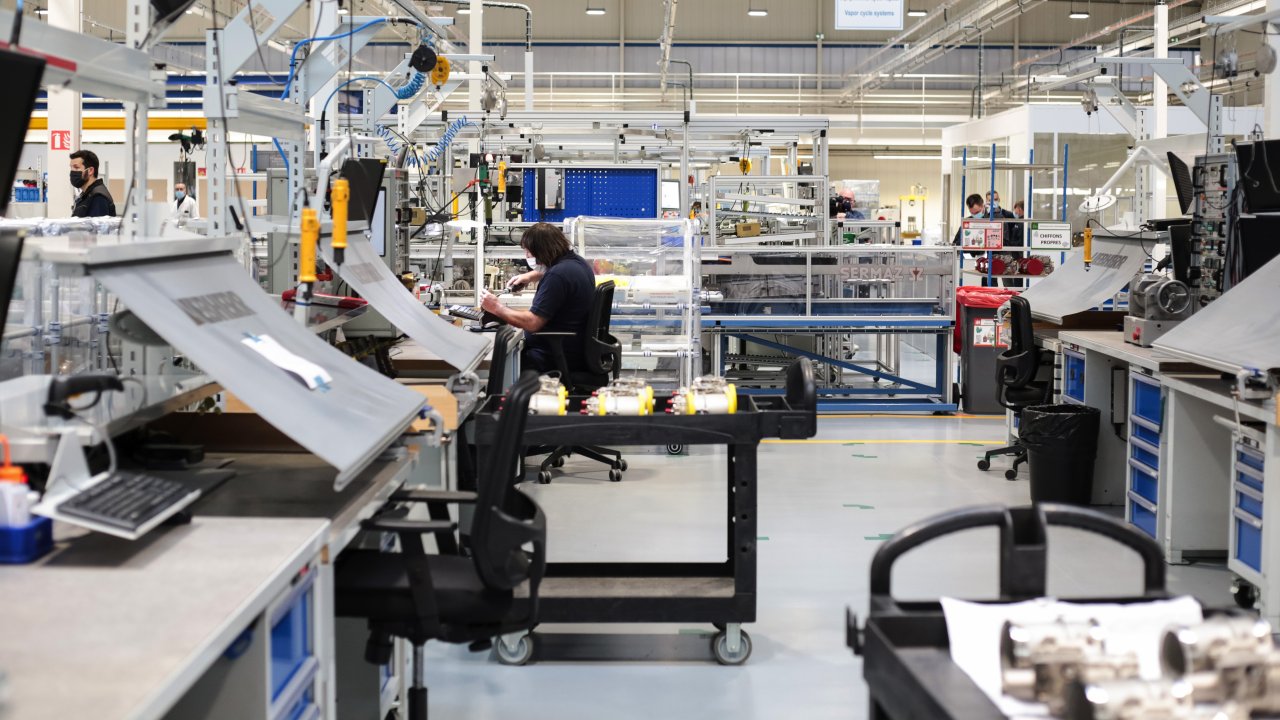 PMI еврозоны упал до 10-месячного минимума на фоне риска стагфляции