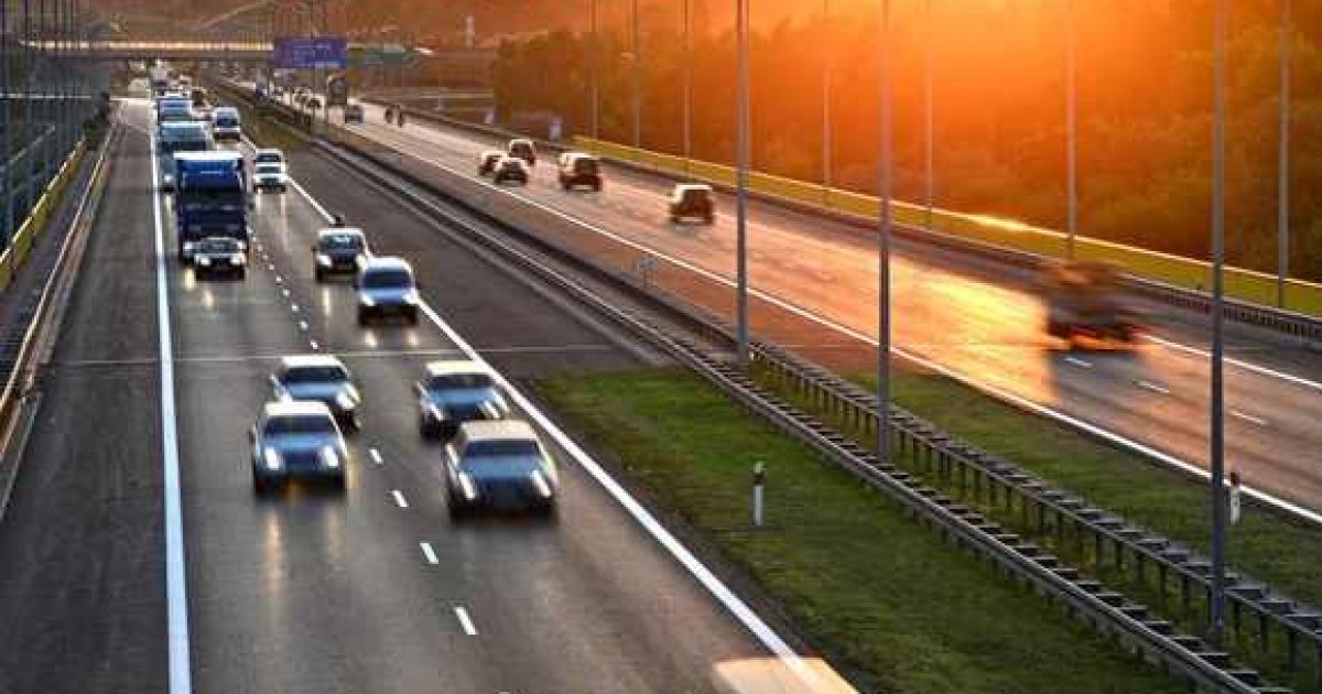 Waze также появился на дорожных знаках