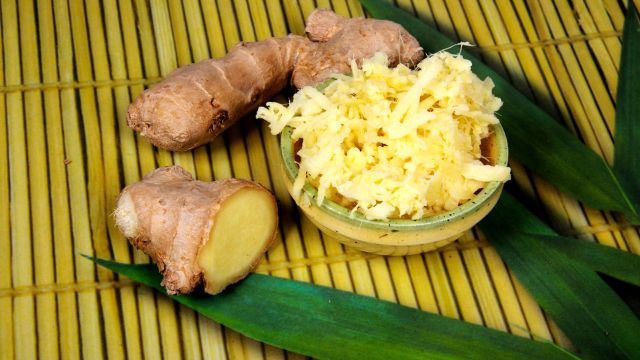 Исиот, или имбирь, обладает сильным противовоспалительным и обезболивающим действием.