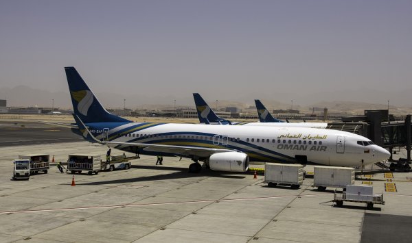 Путешественники стекаются в Оман и Саудовскую Аравию, чтобы избежать рисков в Дубае