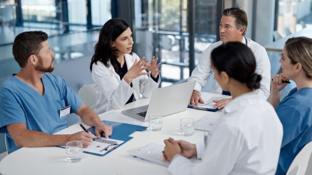 EMA поддерживает комбинированную вакцину против COVID-19 и гриппа