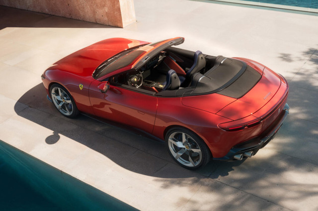 Феррари Амальфи Паук 