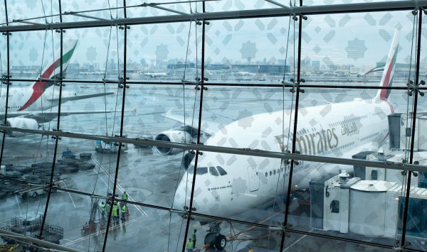 Аэропорт Дубая пострадал в результате ответного нападения Ирана