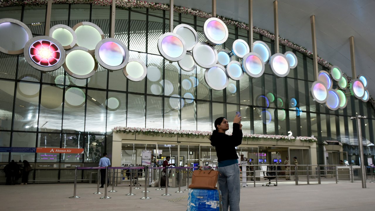 Индия строит 100 аэропортов и ускоряет авиационный бум