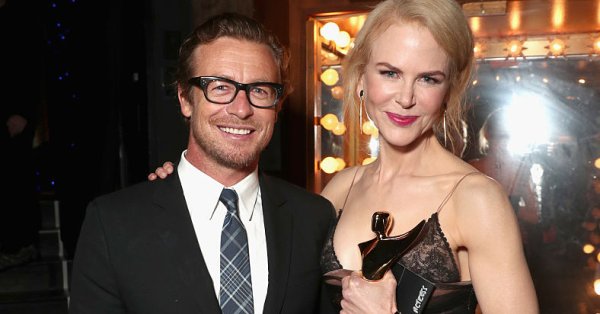 Николь Кидман спровоцировала слухи о том, что у нее закрутился роман со своим давним бойфрендом Саймоном Бейкером.