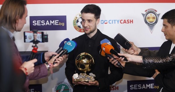 Груев своими первыми словами как «Футболист года» рассказал правду и о туре в Индонезию.