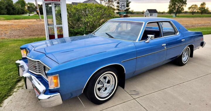 Ford Galaxie провел 46 лет на дне озера