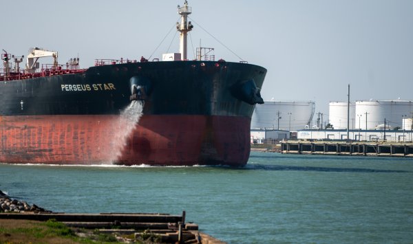 Нефть может достичь $140 в ходе затянувшейся войны на Ближнем Востоке