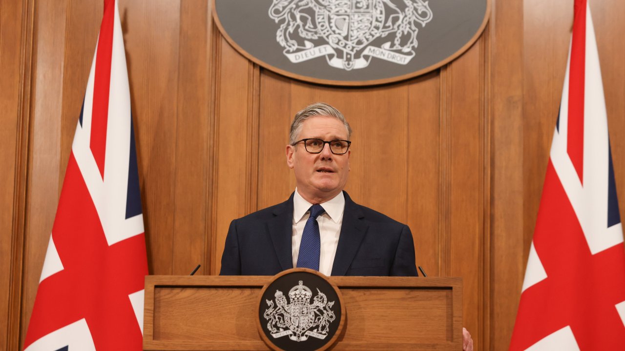 Британия говорит о сильной обороне, но средств недостаточно