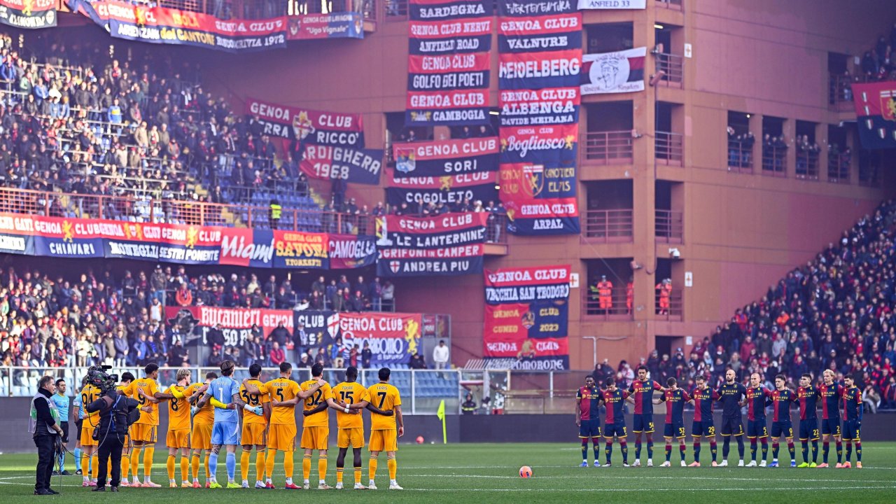 Они засаживают стадион Генуи и Сампа базиликом.