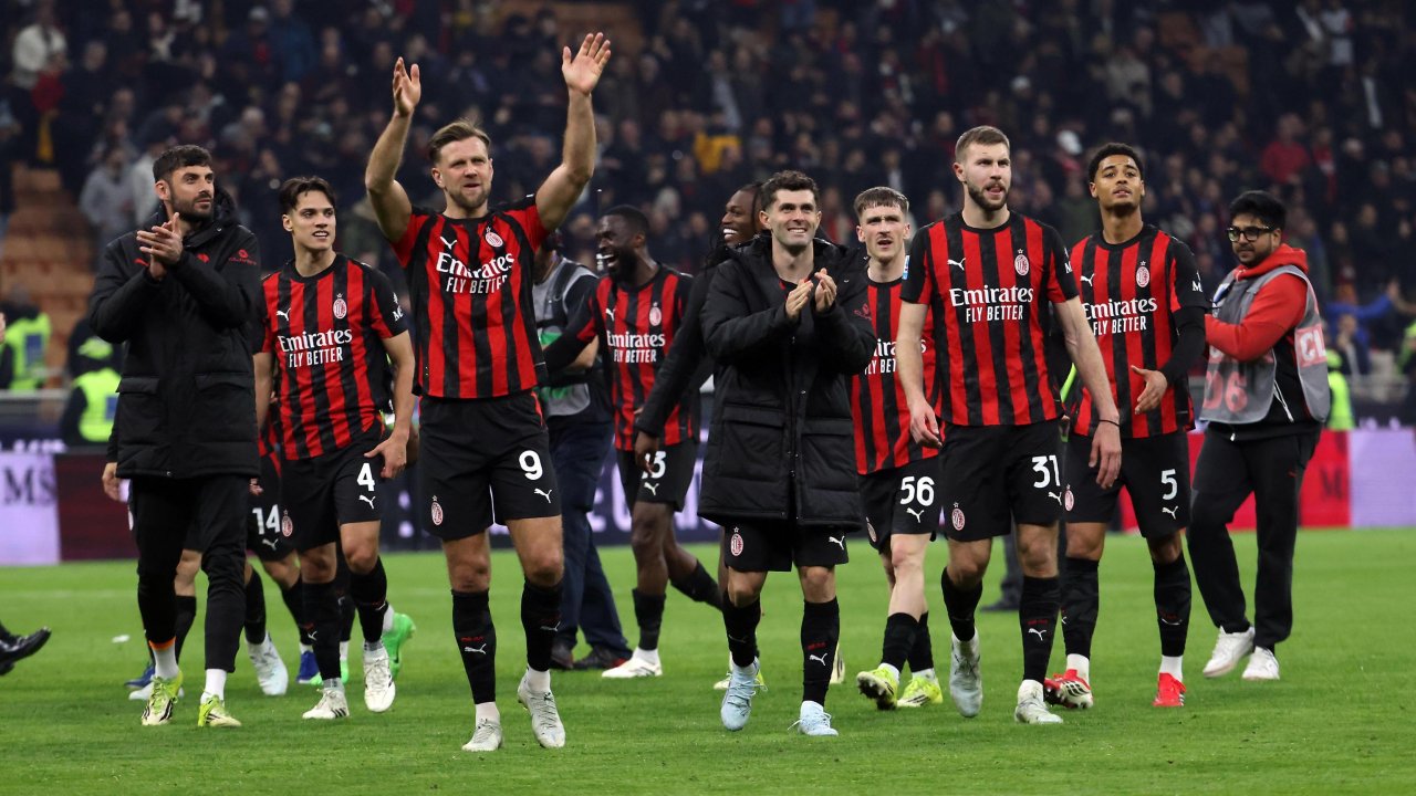 Очередной штраф для «Милана» за опоздание на поле