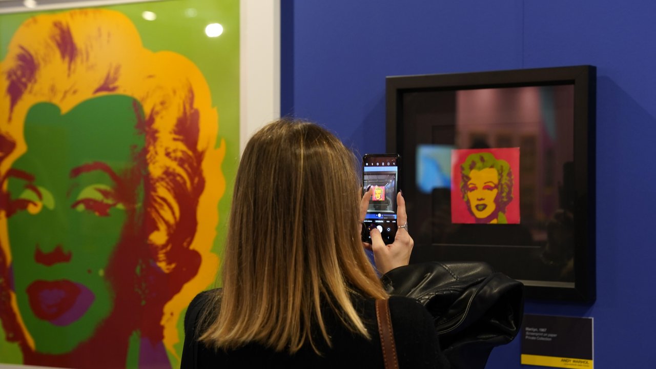 Молодые коллекционеры и пластинки движут арт-рынок нашей страны