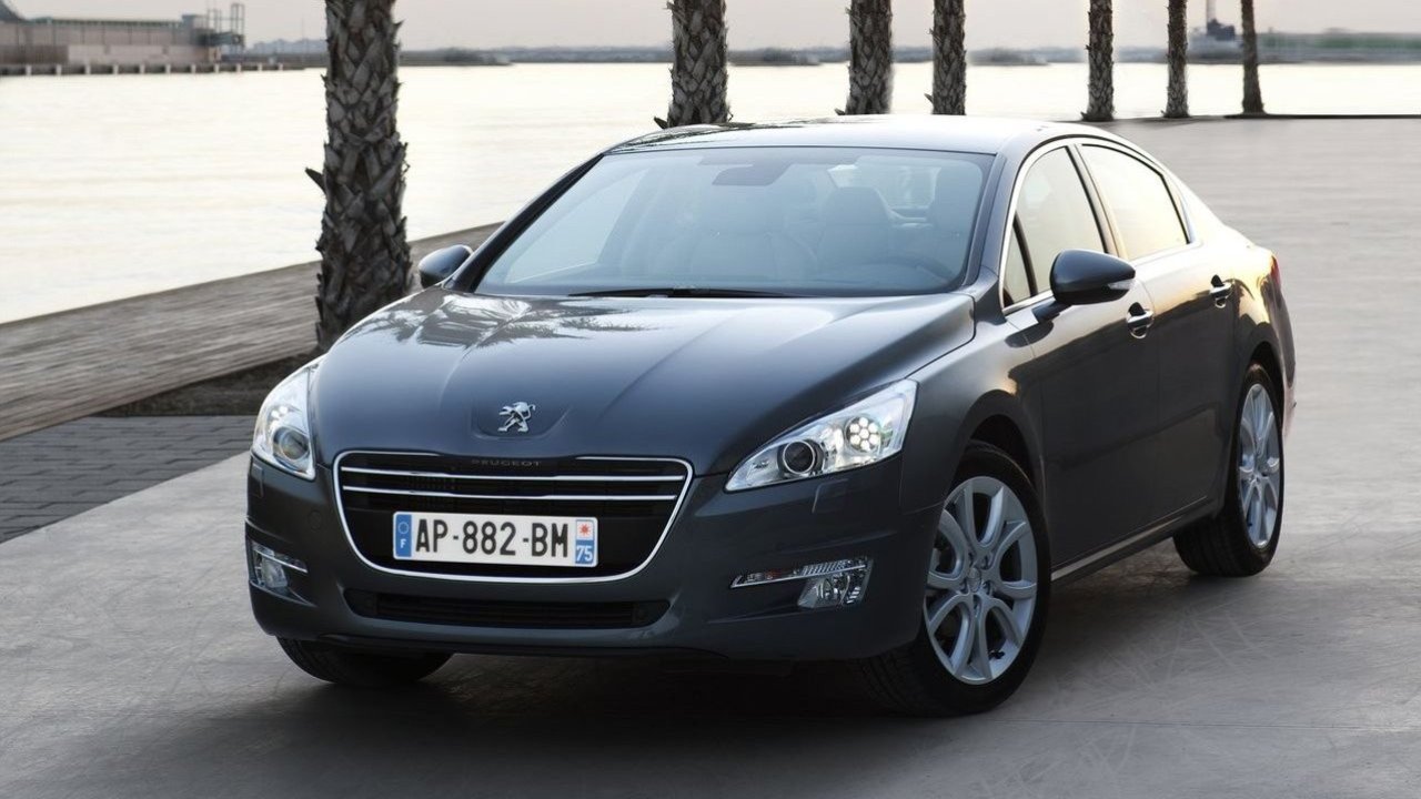 Peugeot 508 скрывает дополнительную возможность видеть в темноте