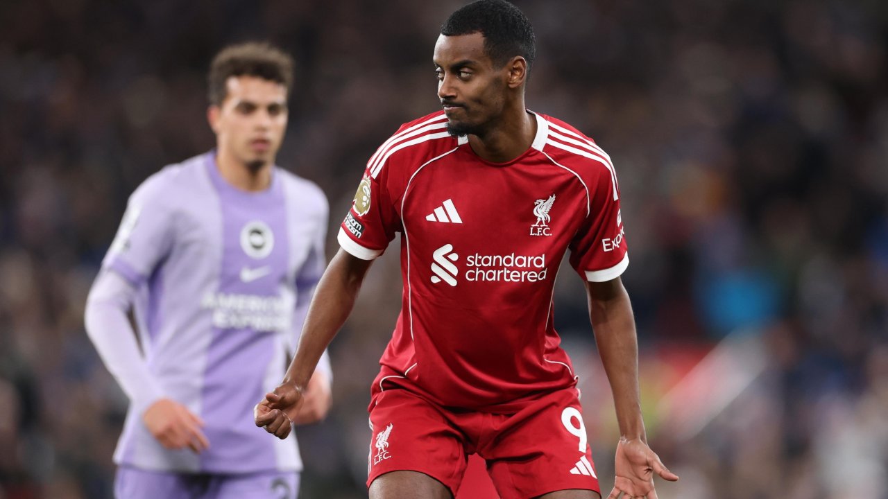 Болельщики «Ливерпуля» дрожат: Исак готов перейти в «ПСЖ»