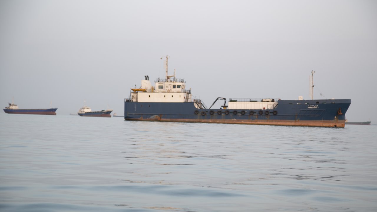 Движение через Ормузский пролив остановилось после захвата Ираном кораблей