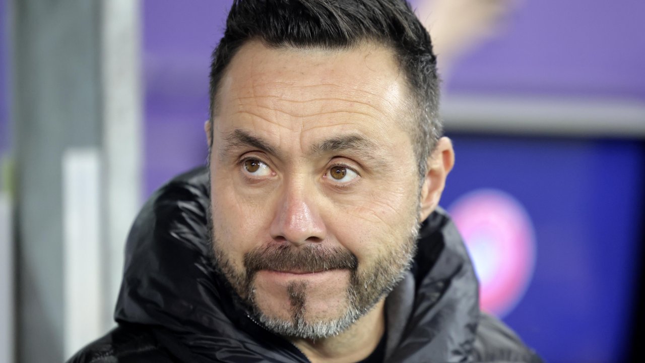 Тоттенхэм объявил состав Де Дзерби