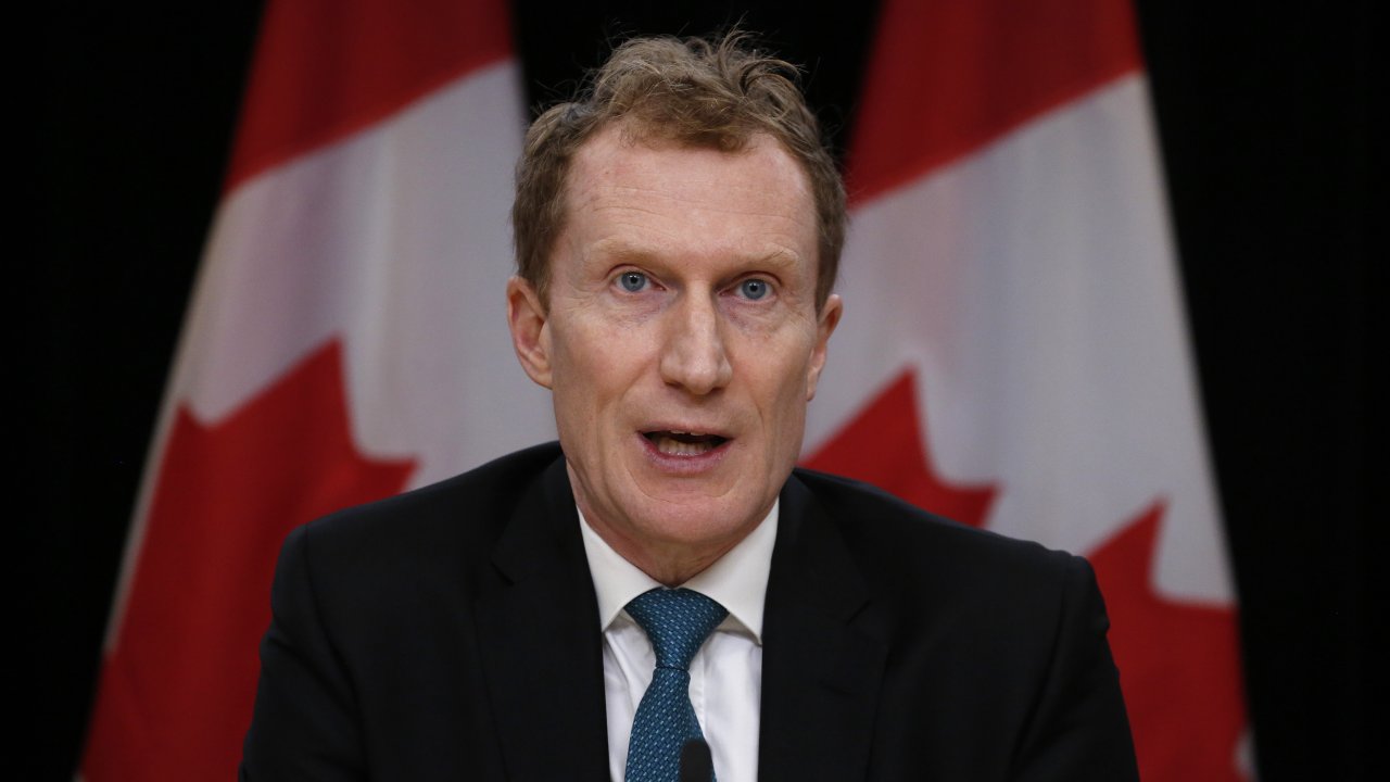 Канада рассматривает возрастные ограничения для чат-ботов и социальных сетей с искусственным интеллектом