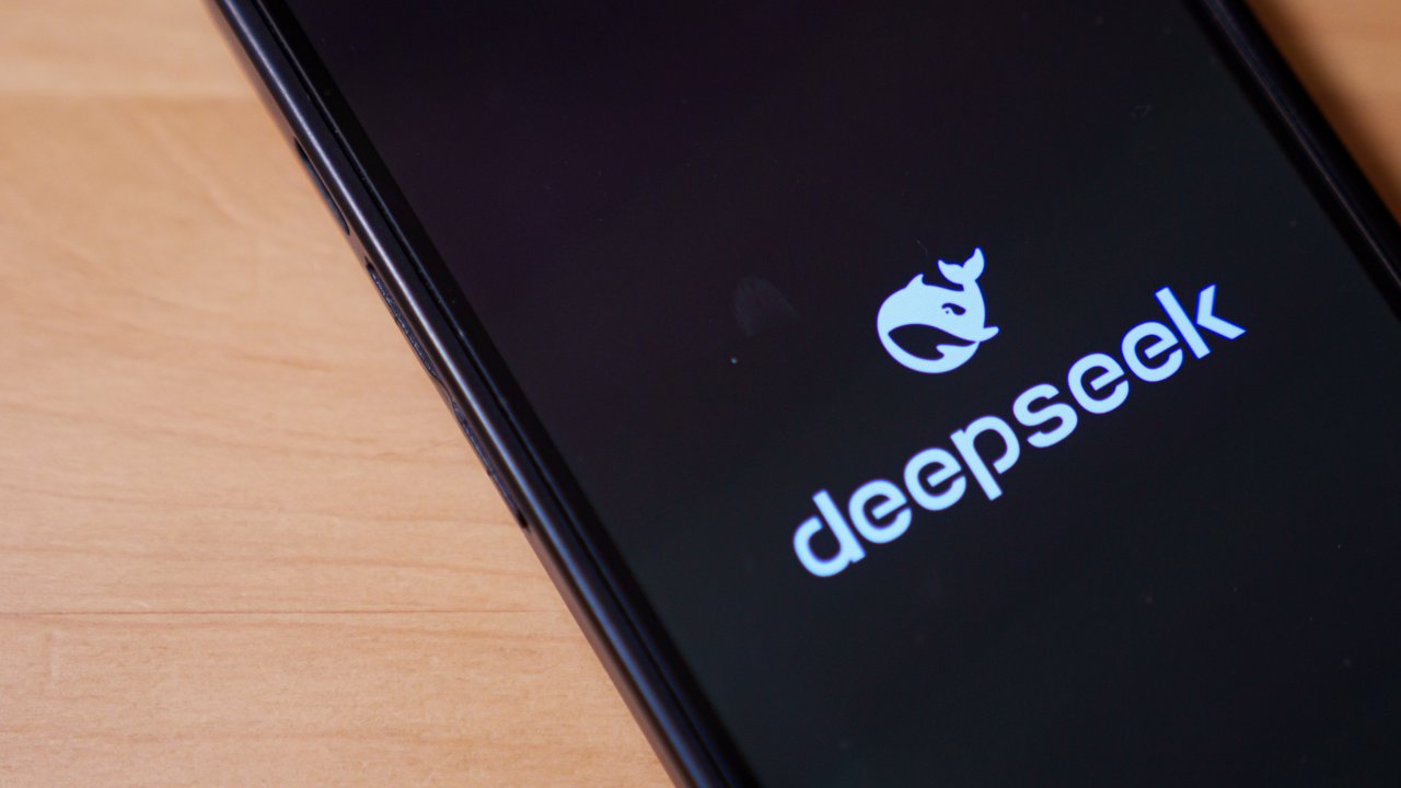 Tencent и Alibaba ведут переговоры о доле в AI-стартапе DeepSeek