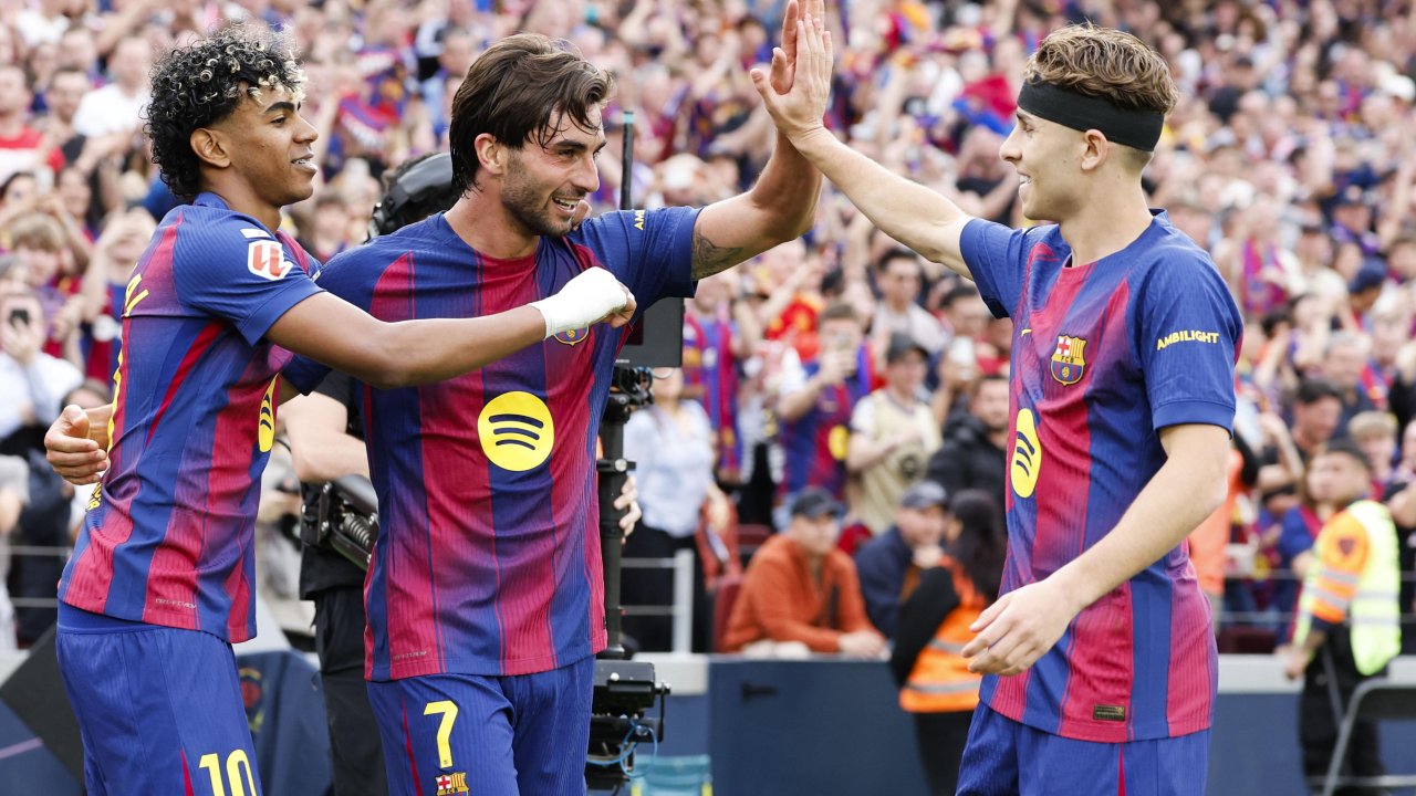 Ферран и Ламин переиграли «Эспаньол», «Барса» сильно потянула за «Реал»