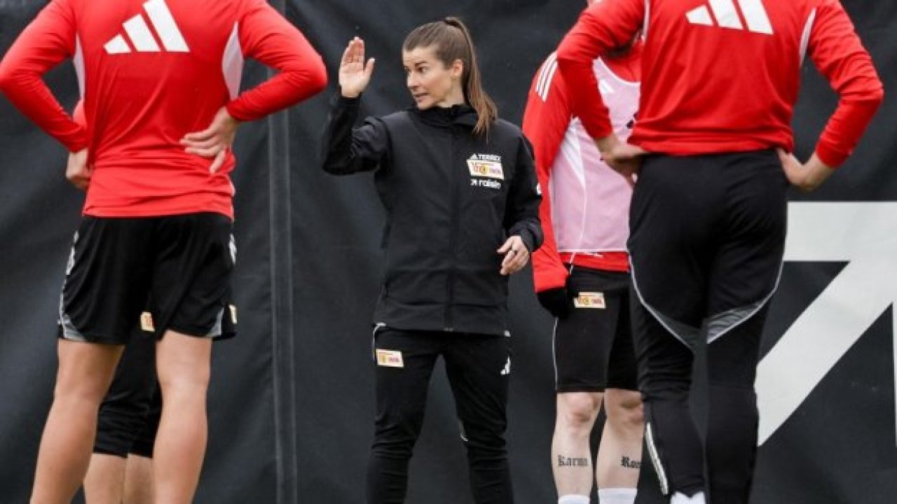 Новый скандал вокруг первой женщины-тренера мужской сборной Германии