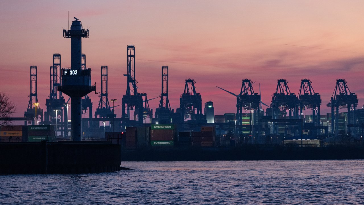 Нефть падает после сигналов об окончании американо-иранского конфликта