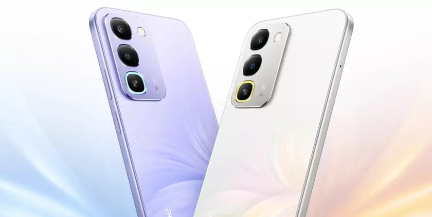 Представлен Realme C100 4G – бюджетный смартфон с огромной батареей и максимальной защитой от воды и пыли