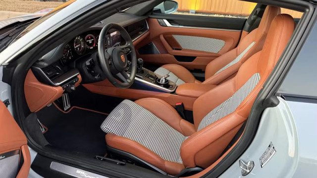 Порше 911 Спорт Классик 