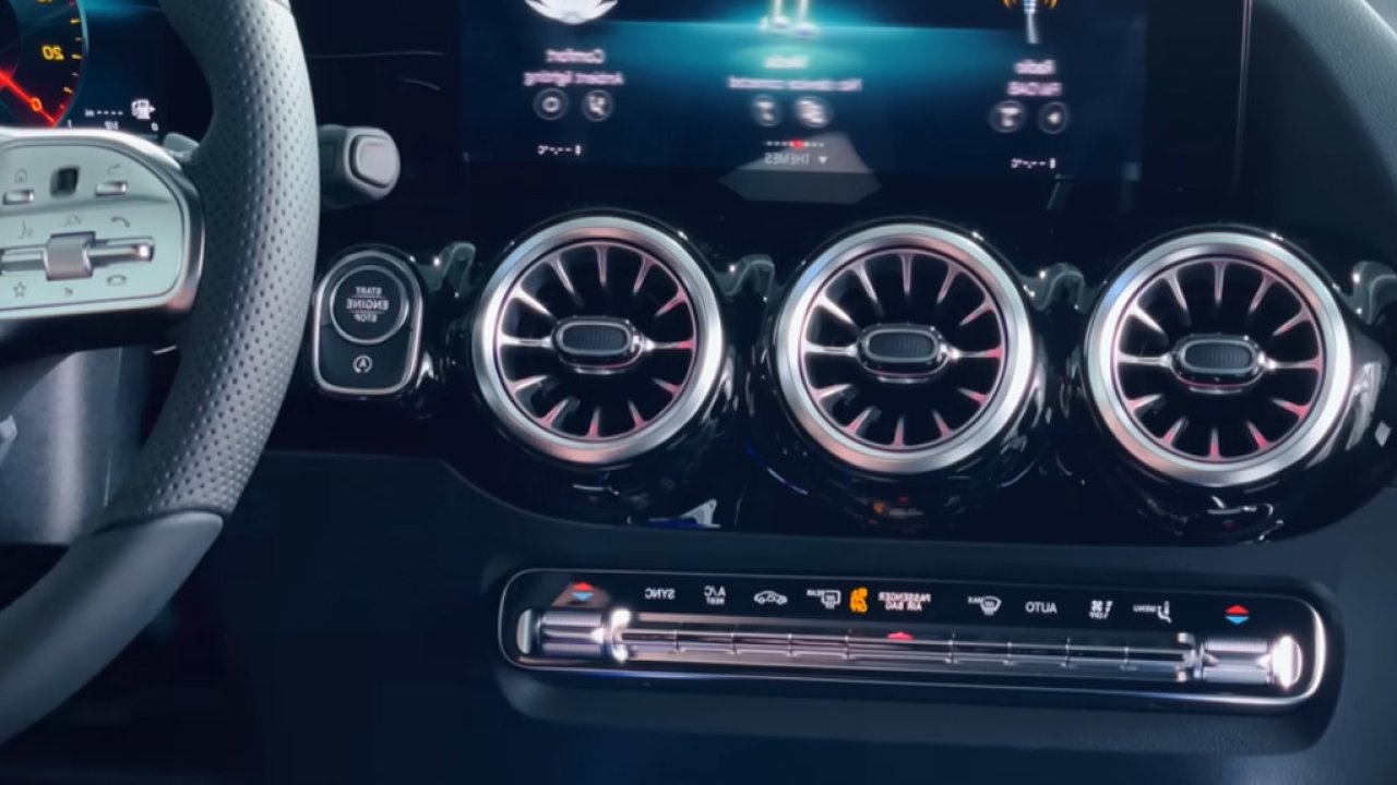 Скрытая дополнительная опция Mercedes сохраняет тепло в салоне.