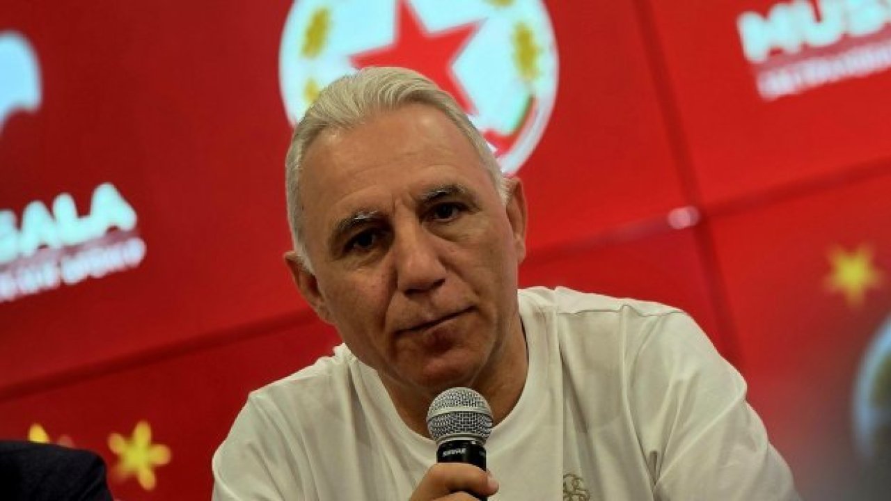 Они объявили Стоичкова №1 Болгарии всех времен, за ним следуют Гунди и Бербатов.