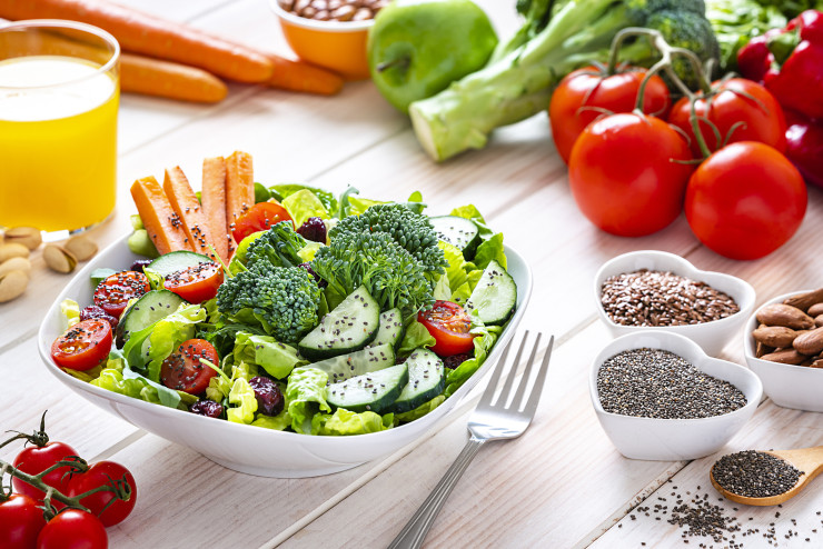 салат из брокколи