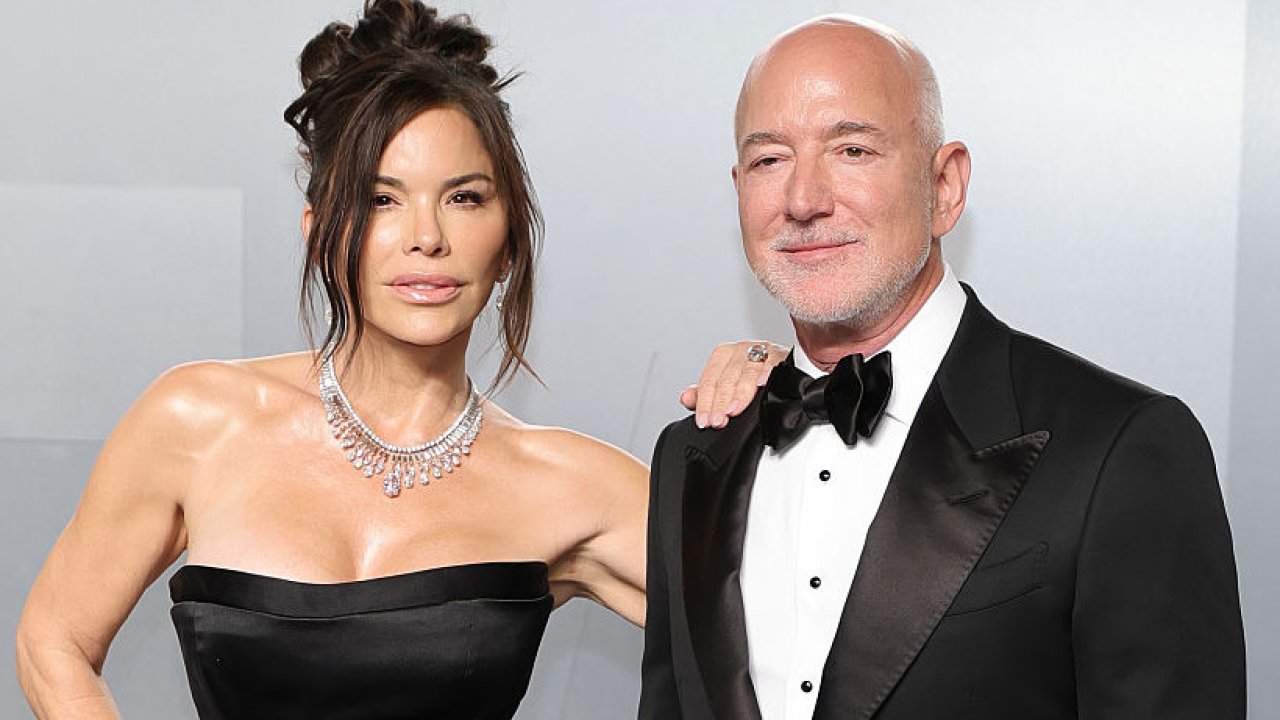 Планирует ли 56-летняя Лорен Санчес Безос забеременеть?