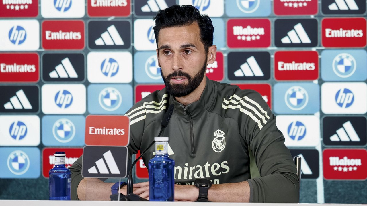 Арбелоа объявил цель распадающегося «Реала»