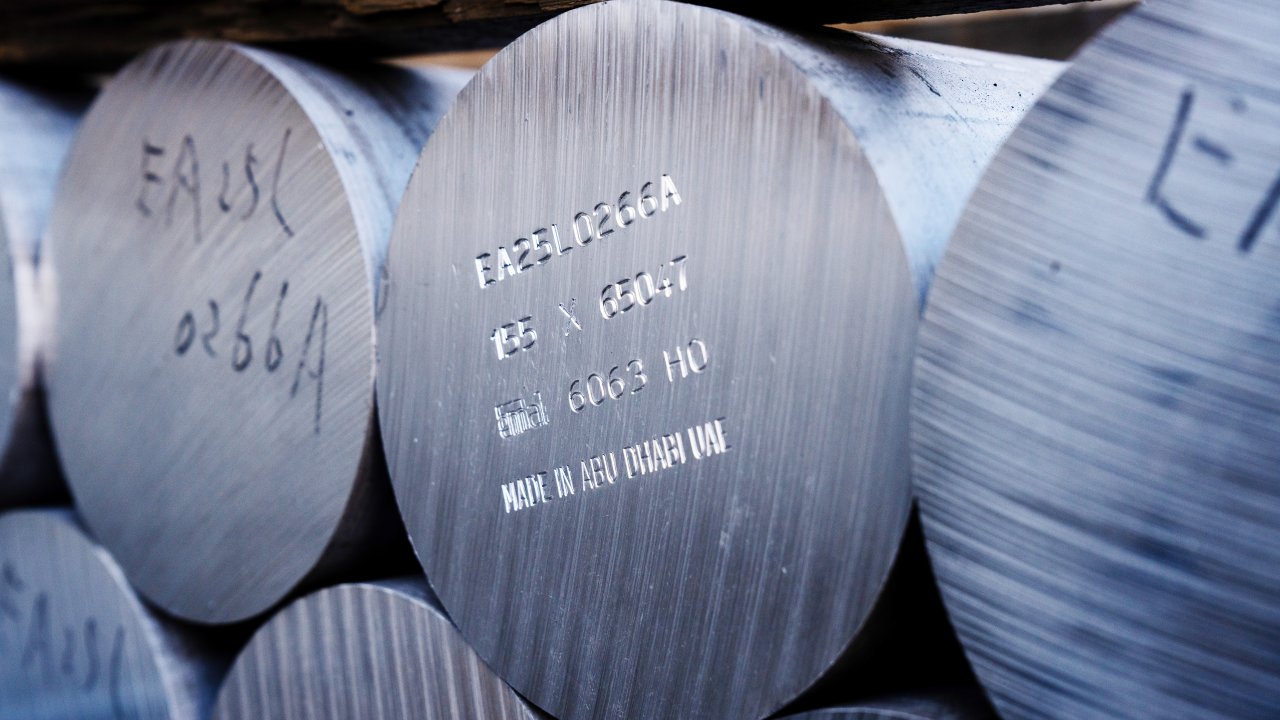 Алюминий поднял индекс металлов Лондона до рекордного уровня