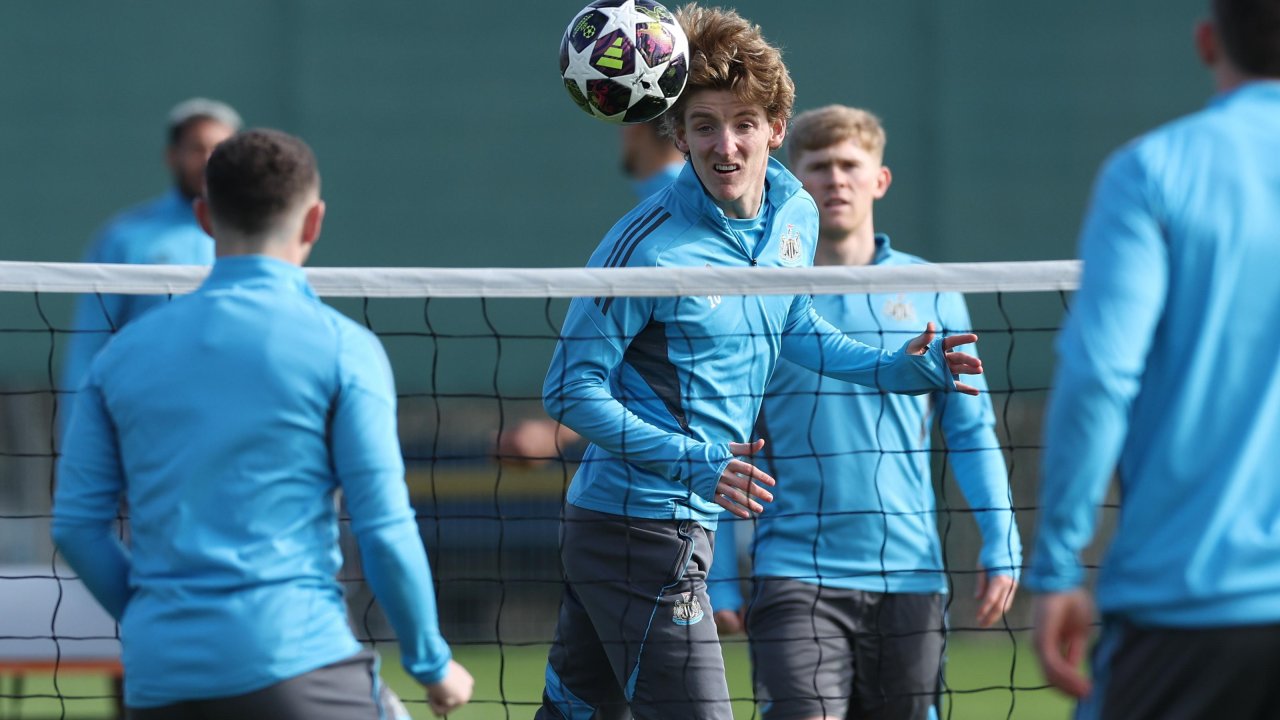 Удар за Баварию! Понятно, почему Энтони Гордон хочет в Мюнхен