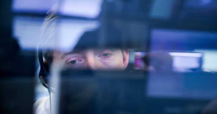 Трейдеры готовятся к новой напряженности из-за конфликта в Ормузе