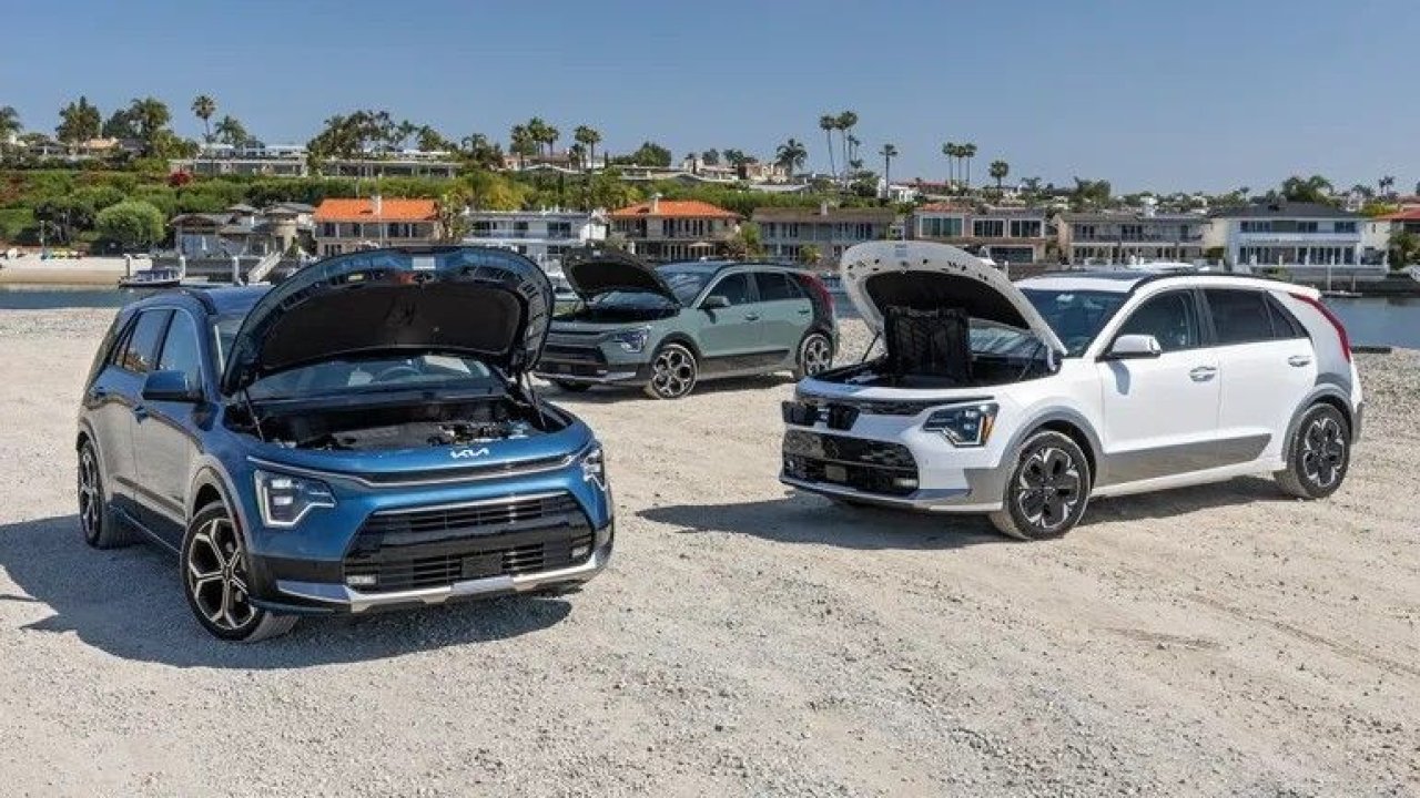 Электромобили и гибриды более ненадежны?