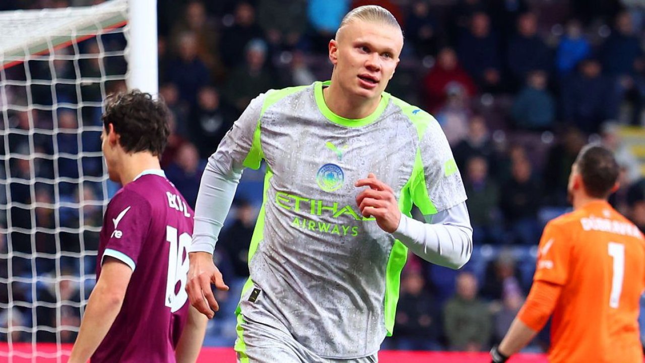 Всего 1:0, но «Манчестер Сити» возглавил турнирную таблицу Премьер-лиги