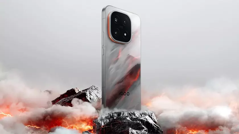 iQOO 15 Apex Edition: когда 7000 мА/ч и Snapdragon 8 Elite Gen 5 встречаются в одном корпусе