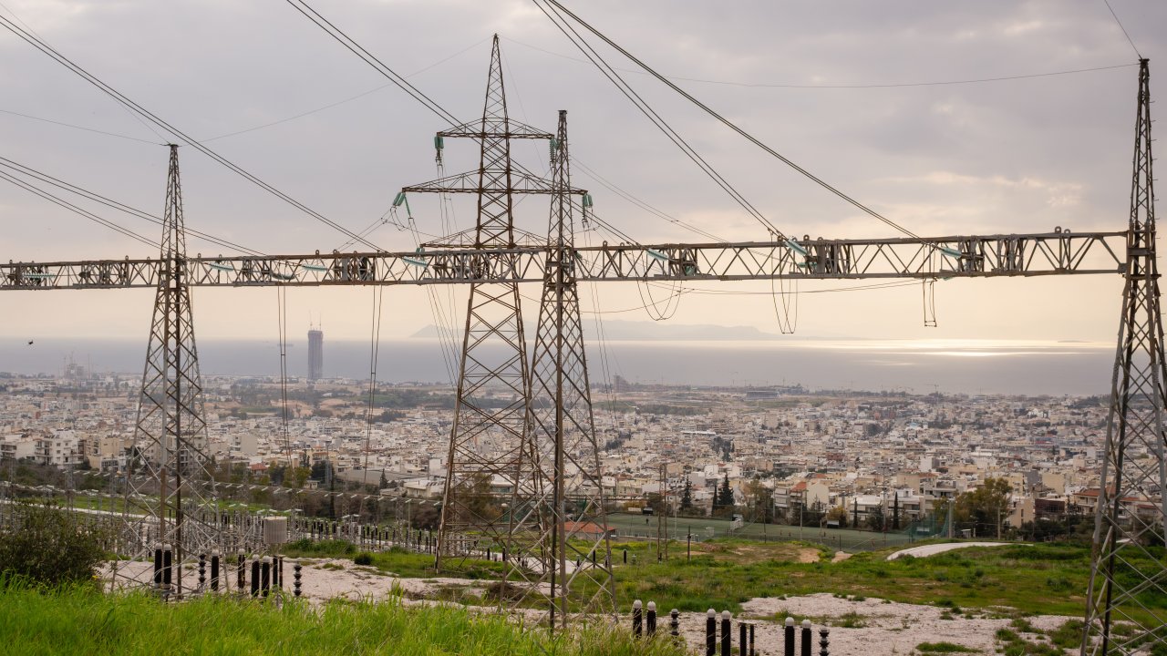 ЕС порекомендует снизить налоги на энергоносители, чтобы компенсировать рост цен