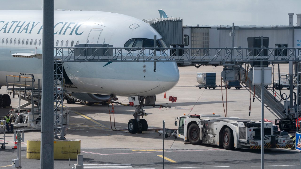 Рост цен на авиационное топливо приводит к прекращению полетов по всему миру