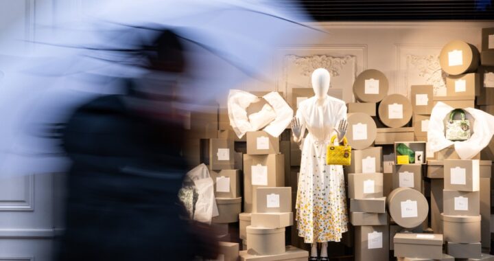 Всего три компании оказались в центре обвала европейских акций на сумму 420 миллиардов евро.