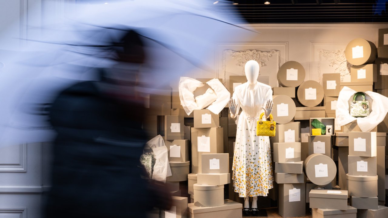 Всего три компании оказались в центре обвала европейских акций на сумму 420 миллиардов евро.