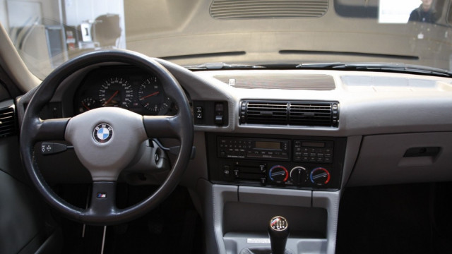 БМВ М5 Кабриолет Е34