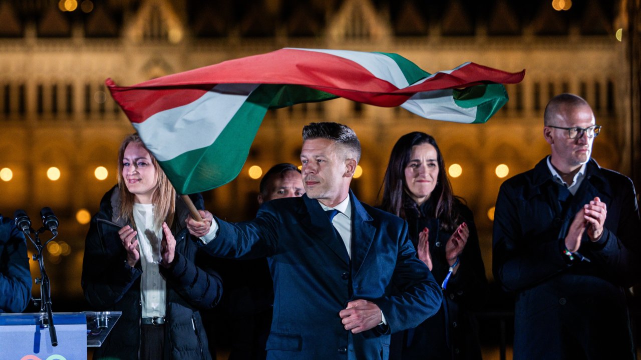 Рынки приветствуют поворот: Венгрия берет курс на еврозону