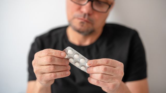 Новое обезболивающее снижает риск опиоидной зависимости