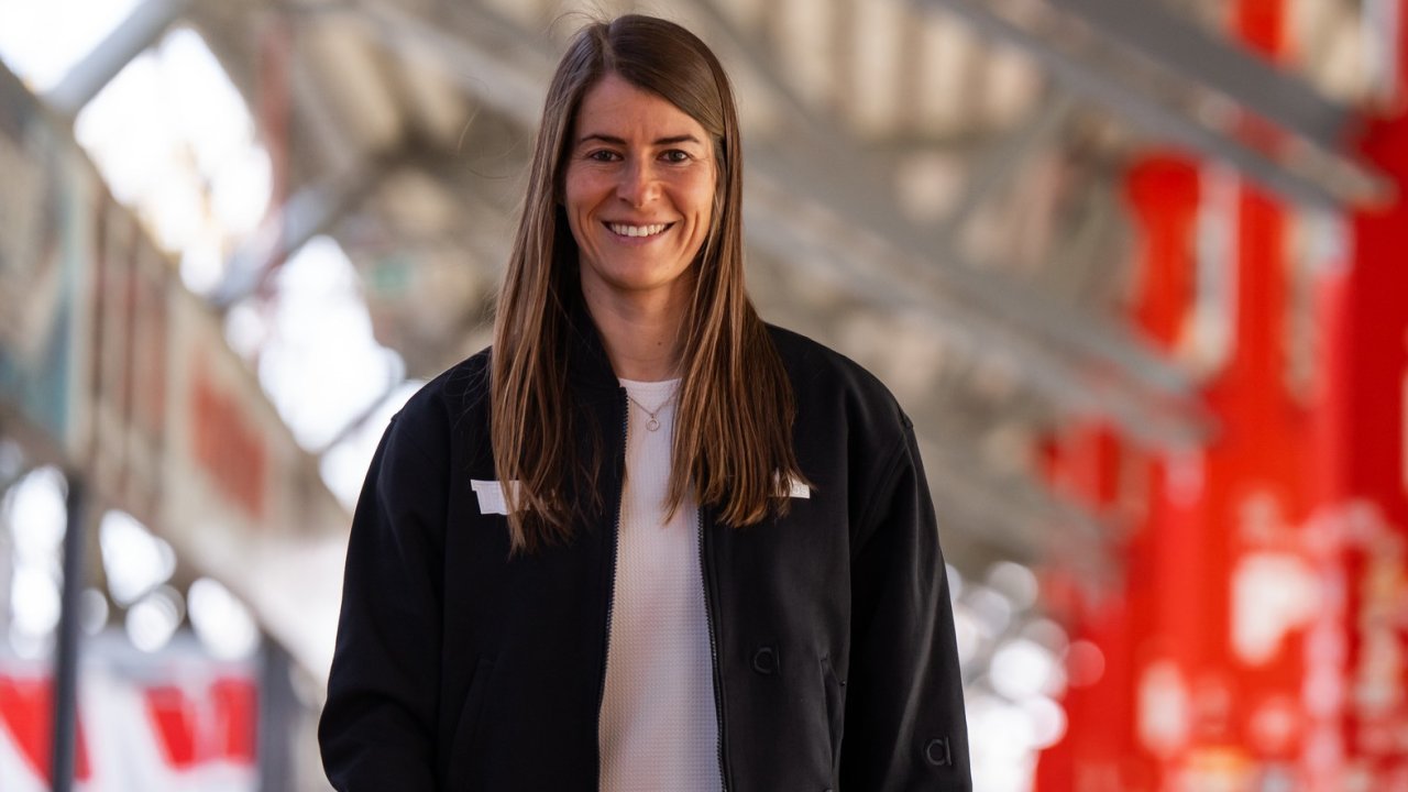 Исторический! Женщина берет на себя управление Союзом Берлина